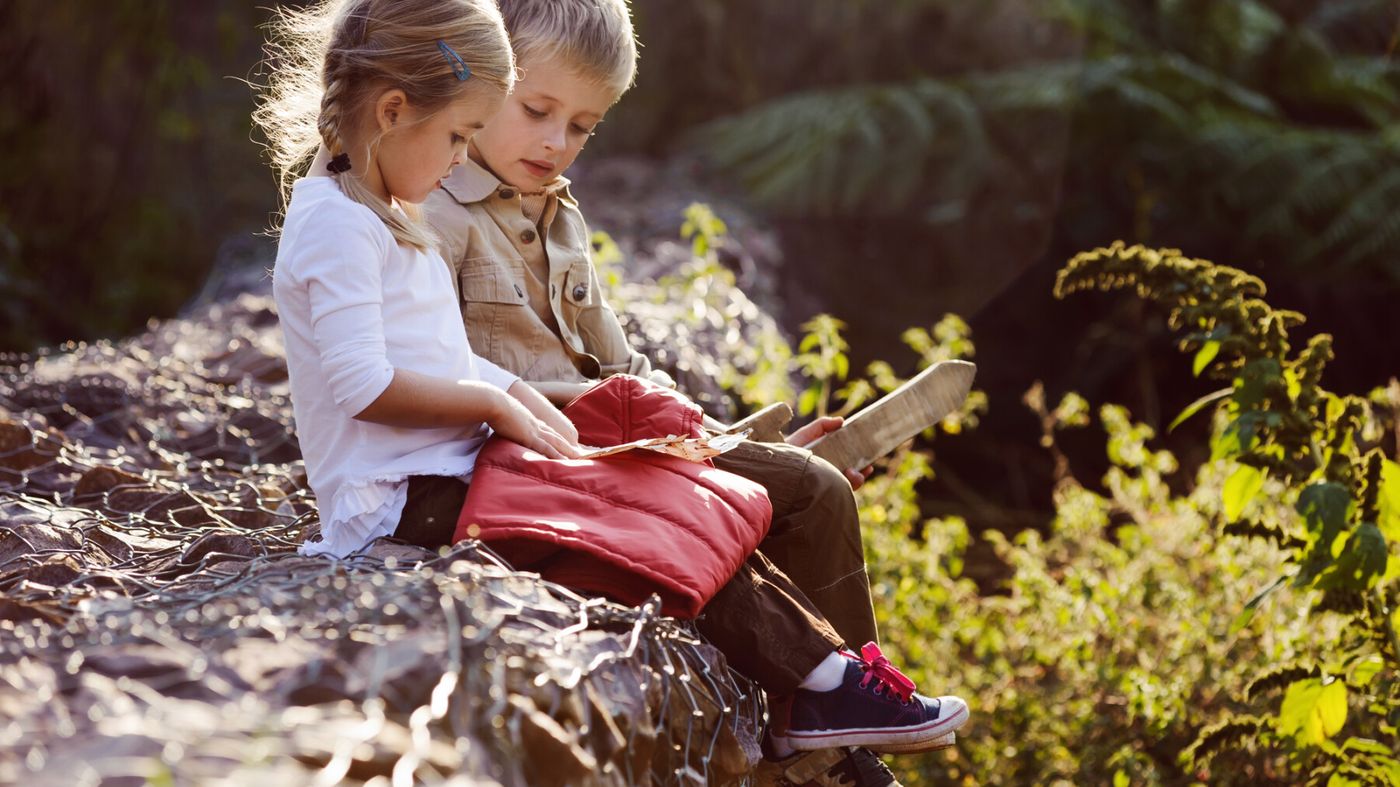 photo de deux enfants